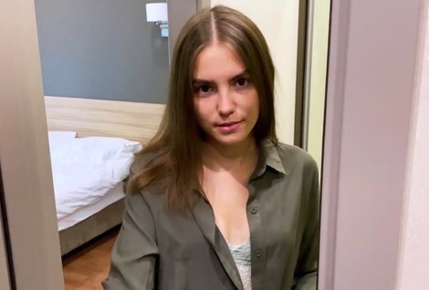 Я б на месте вашего мужа, ценил вас раком каждый день, - признался сосед.